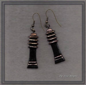 black-djed-pillar-earring44.jpg